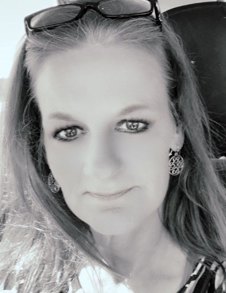 Christina Louise Sellers Profile Photo