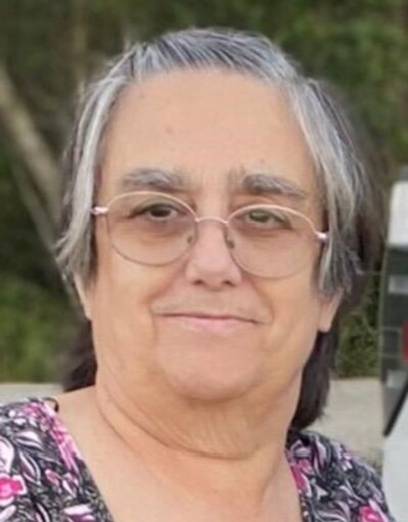 Pam Squarsich Richoux Profile Photo
