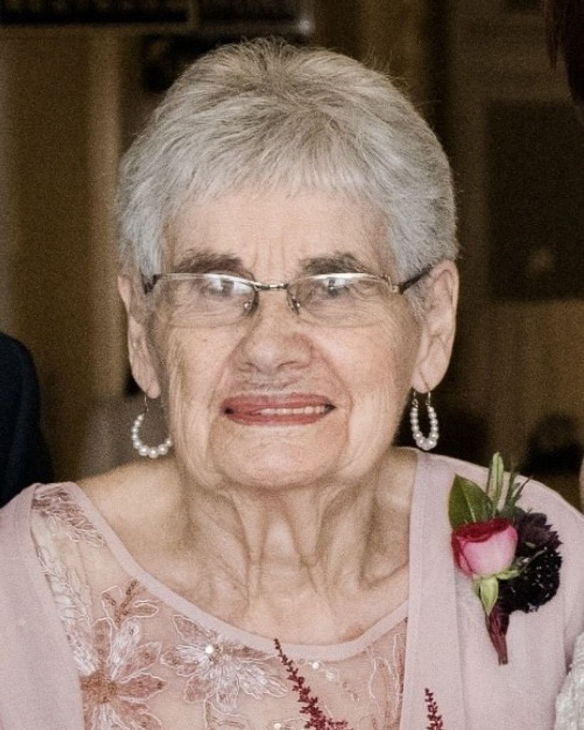 Mary Janet Lee Profile Photo