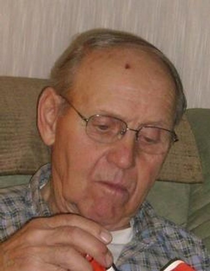 Merrill Lavon Olander Profile Photo