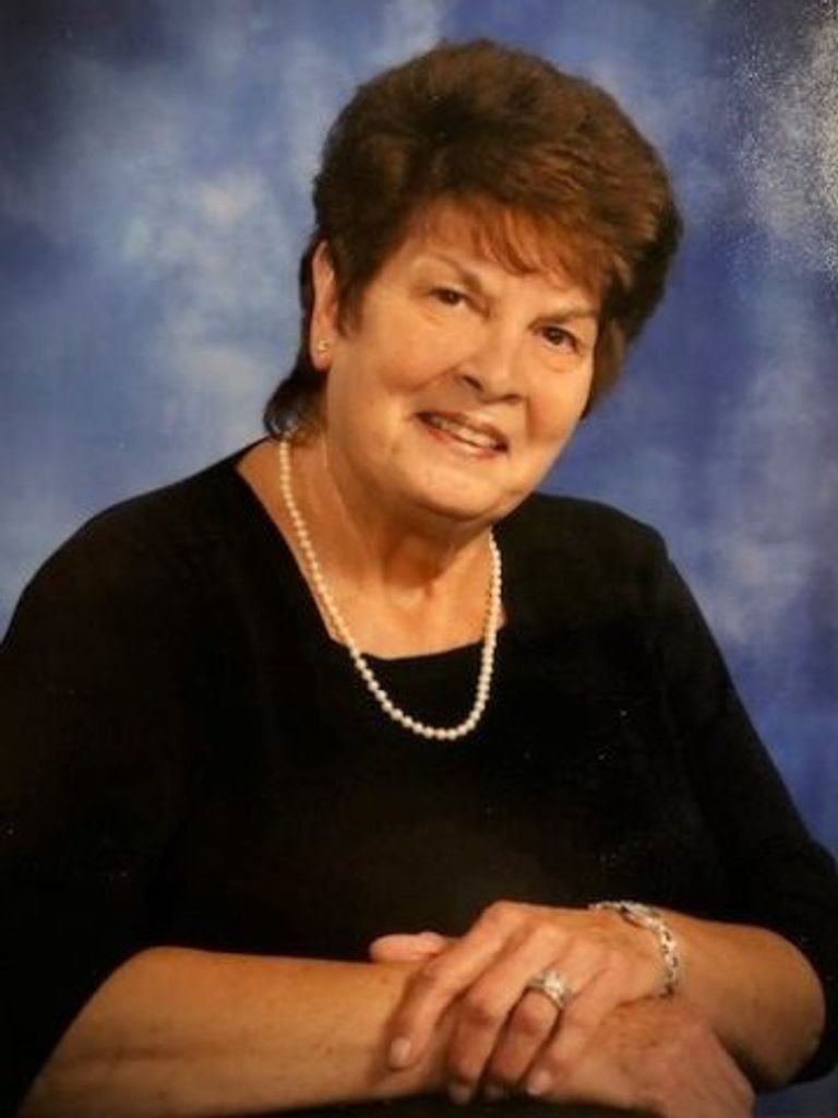 Betty Simon