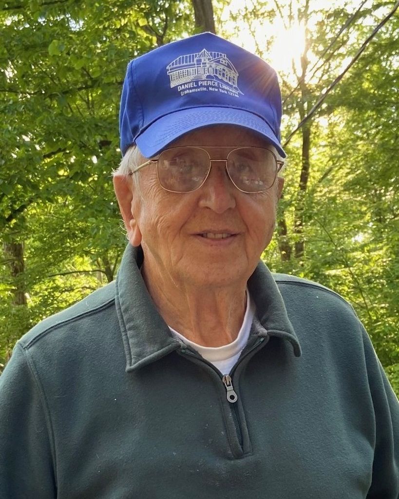 Benjamin T. Miklas