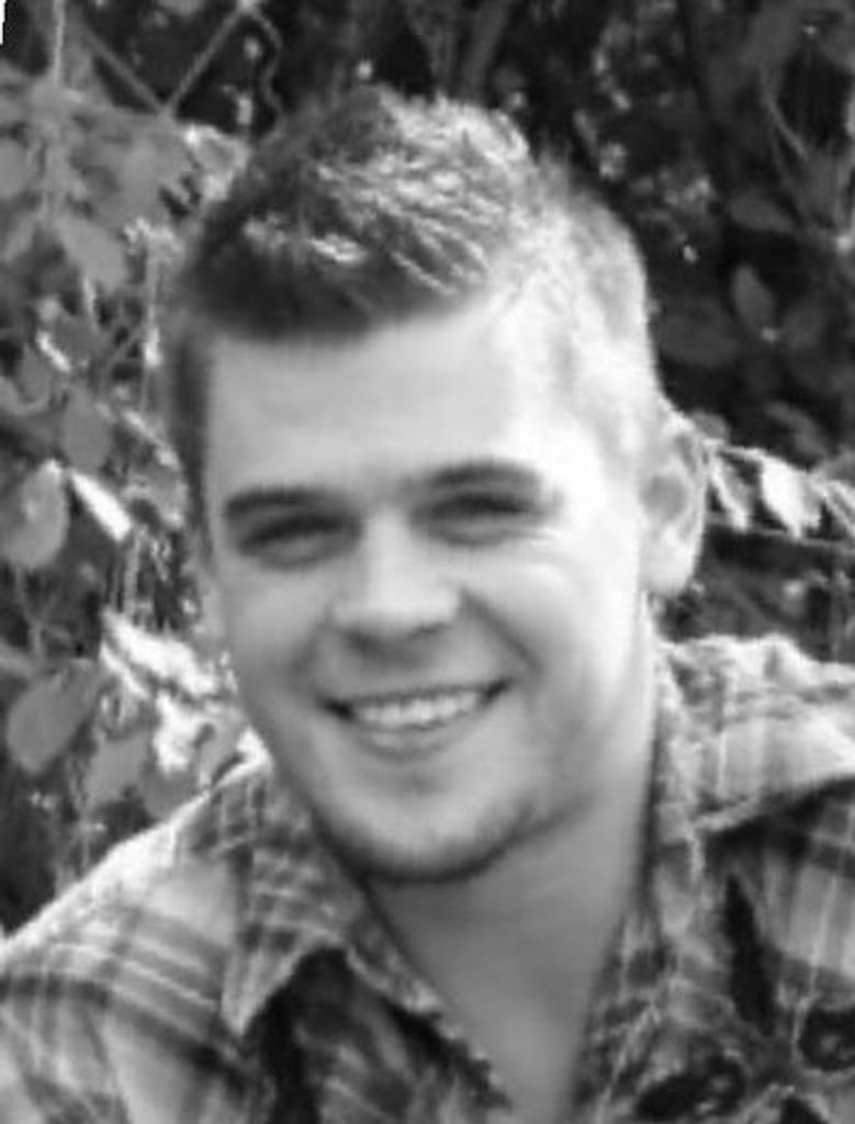 Dustin Gary William Cyr Profile Photo