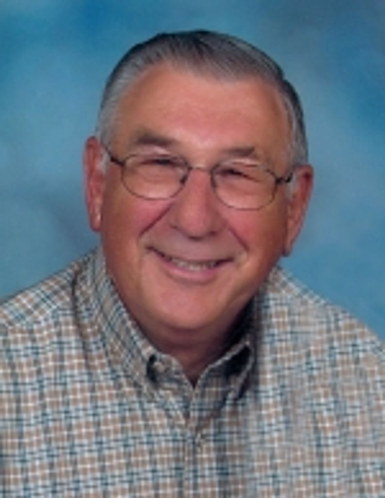 Chester "Chet" Leskowicz
