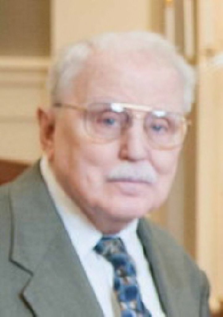 Chester Lloyd Ring