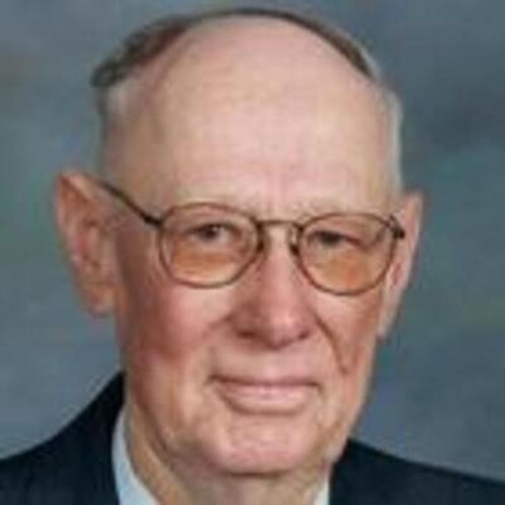 Earl Otto Siebrecht Profile Photo