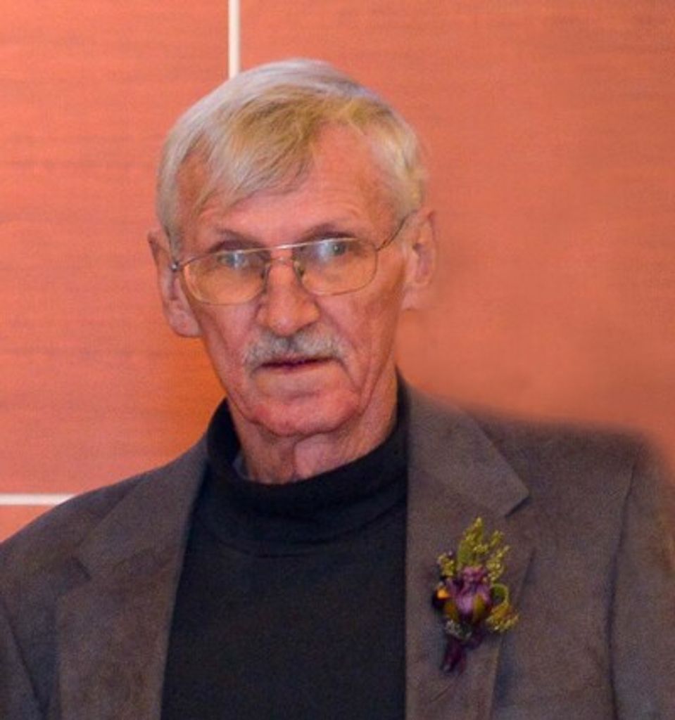 James "Jim" R Markvicka Profile Photo