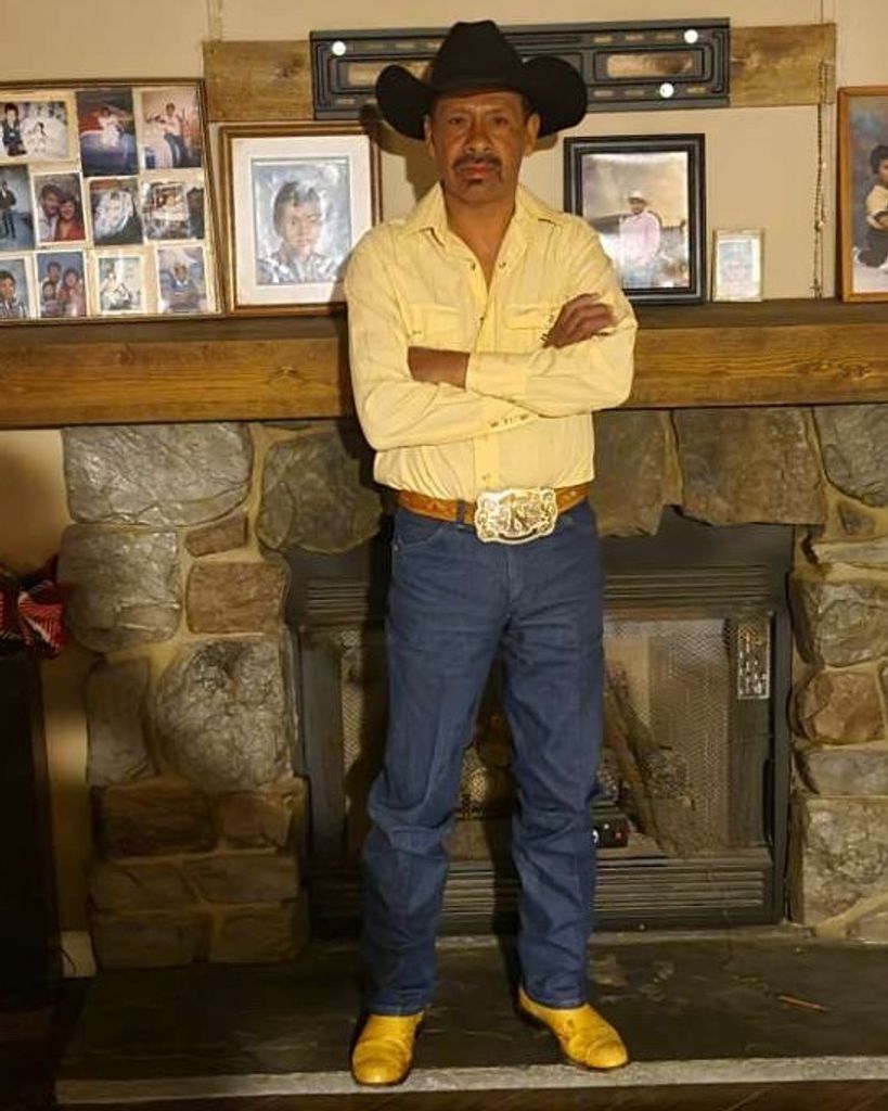 Arturo Carrion Tellez Profile Photo