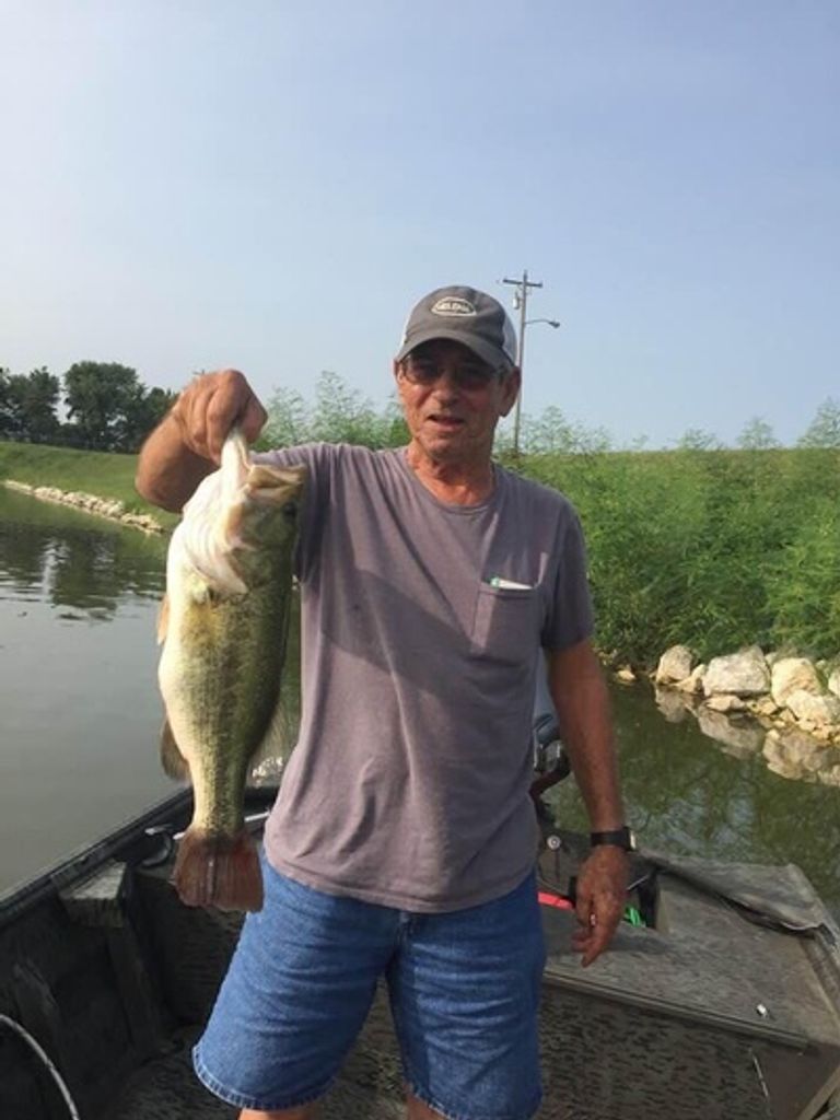 Thomas Simmons Profile Photo