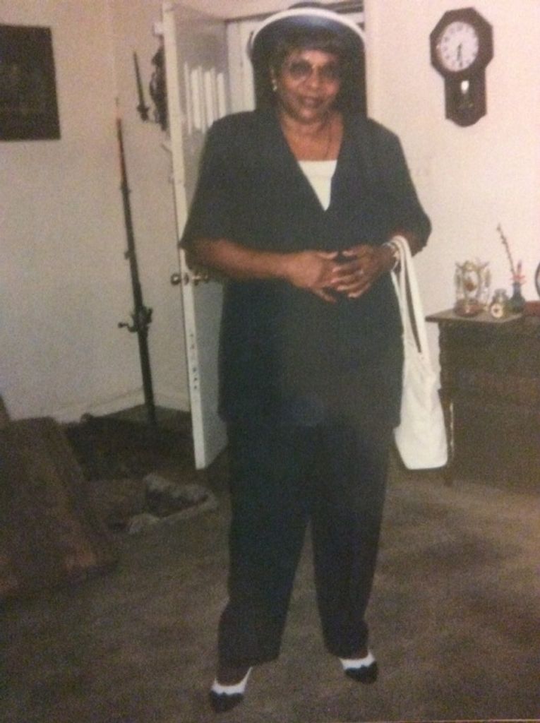 Anna Mae (Jones)  Moore