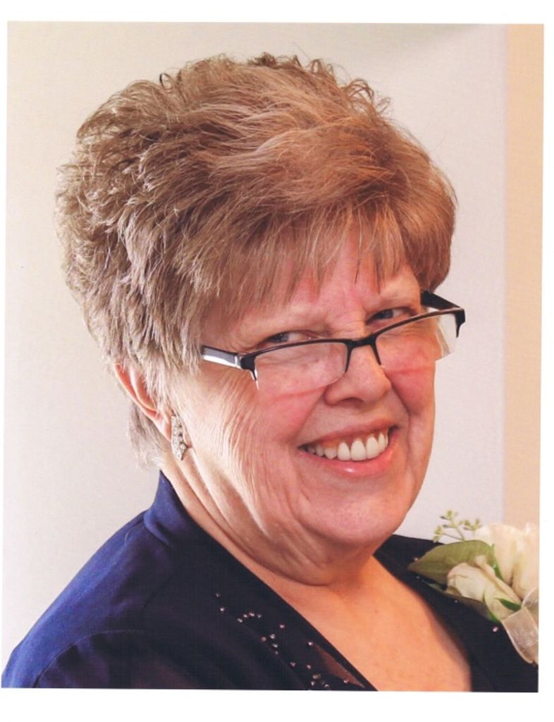 Shari Latrisha (Kinman)  Hays