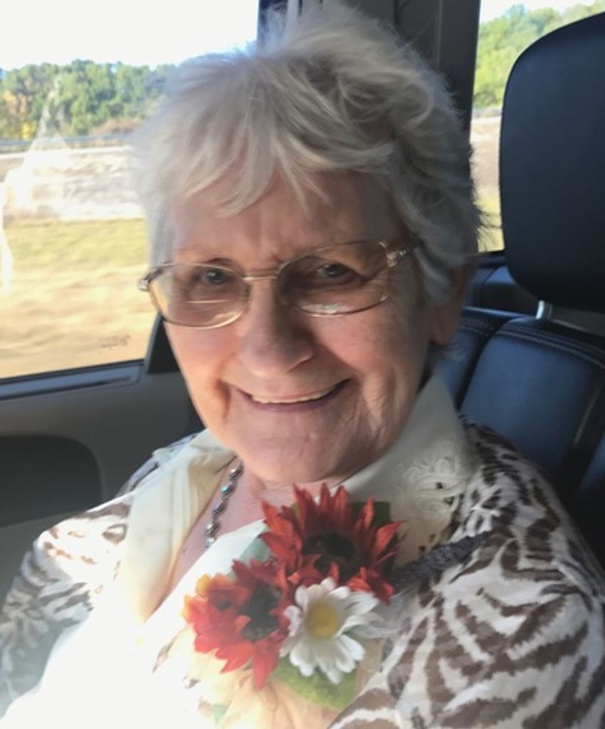 Guylia Colleen Thompson Profile Photo