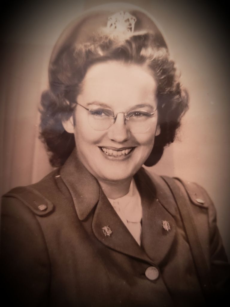 Nina Mackey