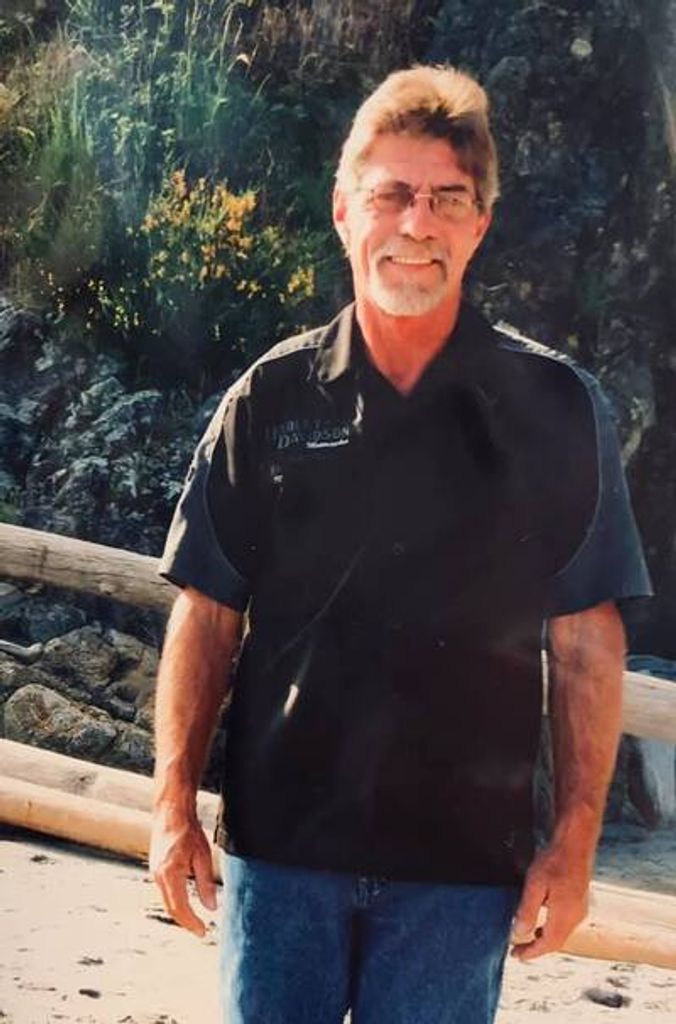 Anthony Lowell Junkman Profile Photo