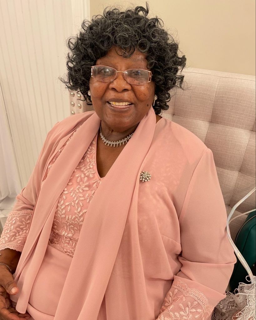 Carolyn Robinson Profile Photo