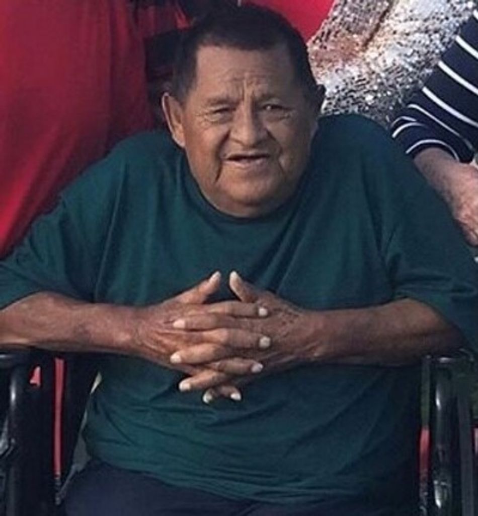 Daniel Martinez Profile Photo