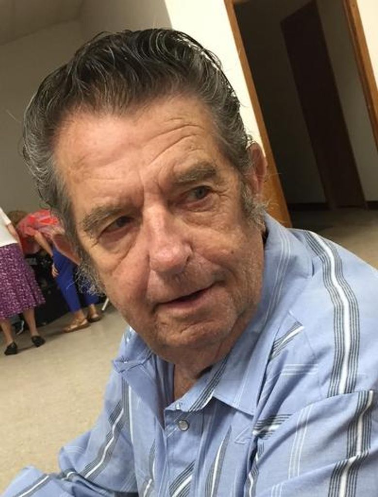 Leslie "Les" J. Helget Profile Photo