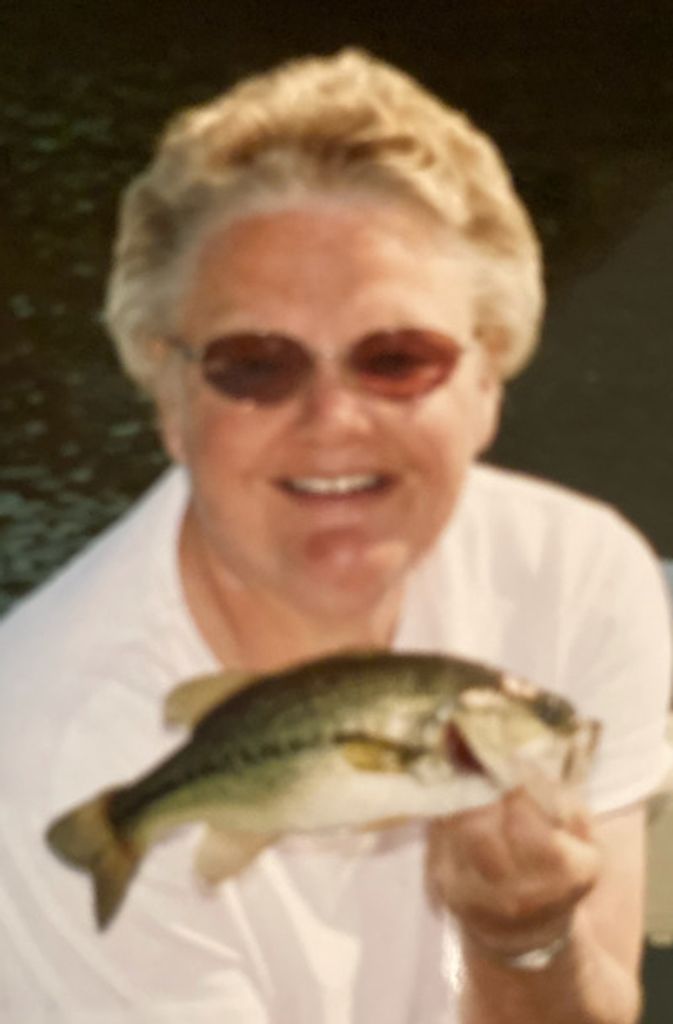 Sandra Carlson Profile Photo