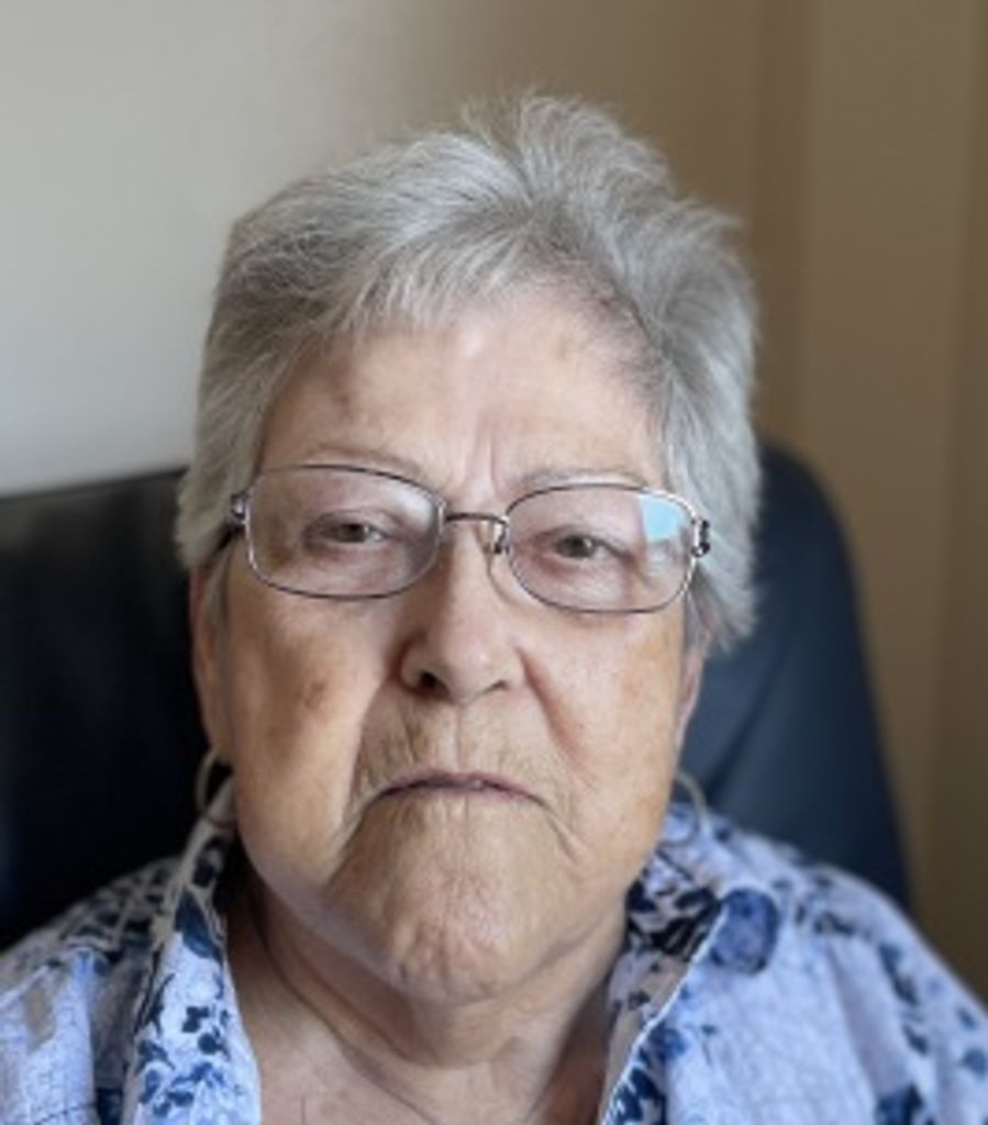 Iris Christoff Profile Photo