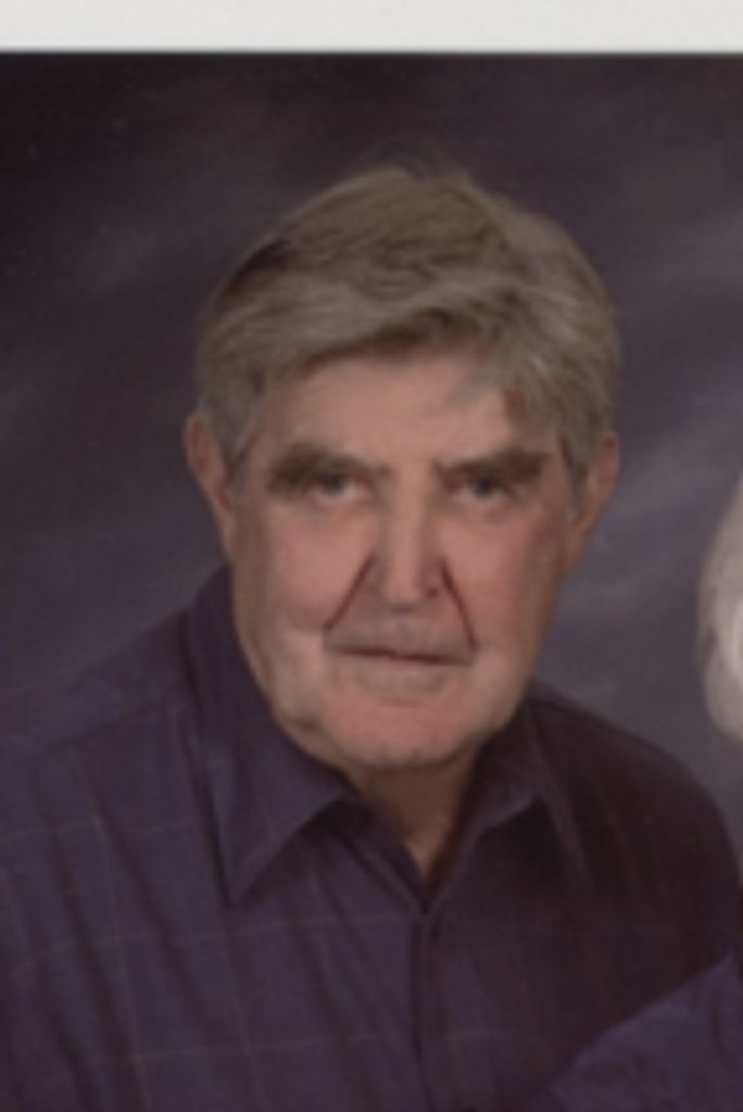 Robert "Bob" Lewis Brady