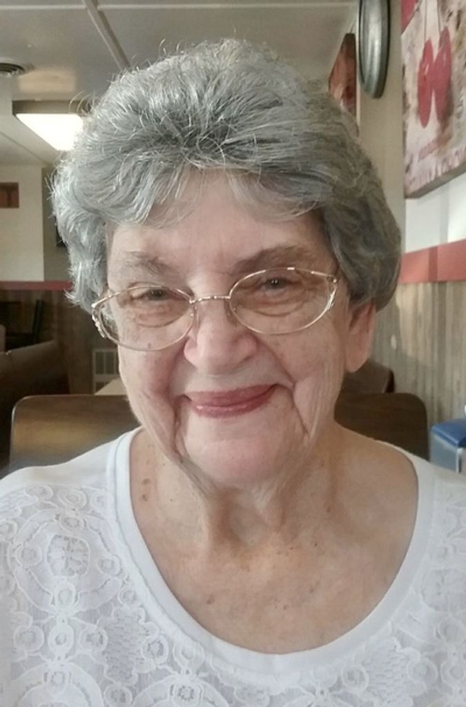 Elizabeth Lucy Rieder Profile Photo