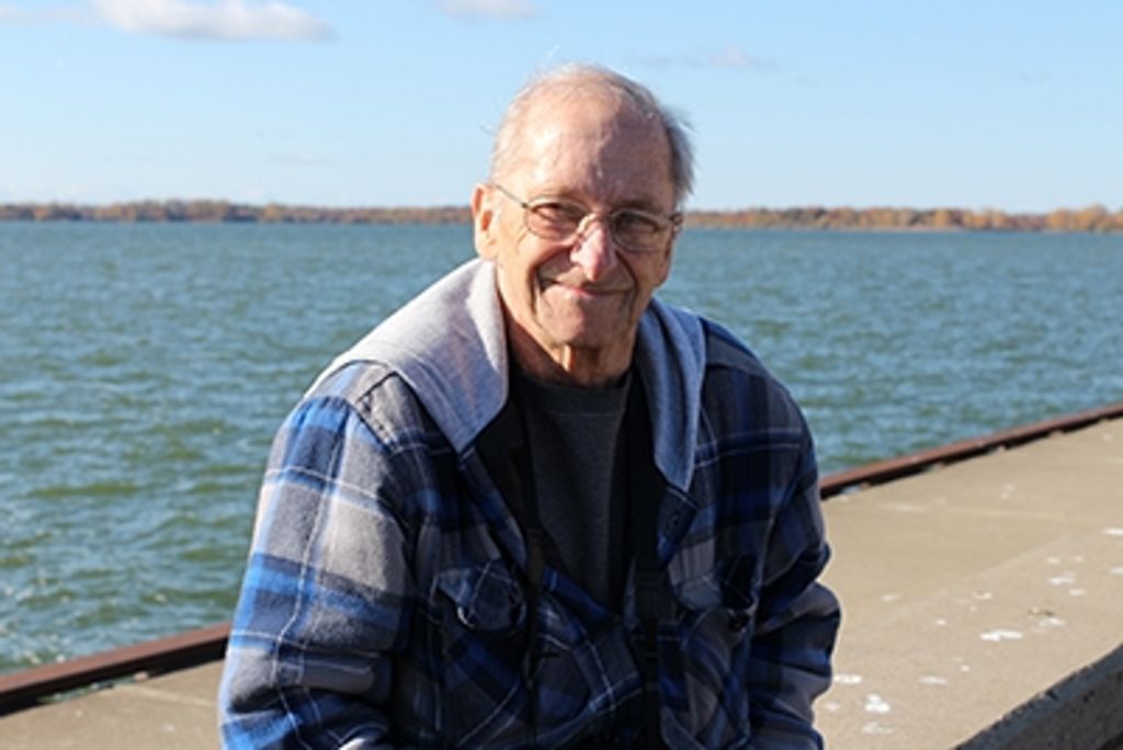 David B. Hollingshead