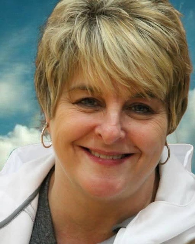 Lora Rexanne Leilich Profile Photo