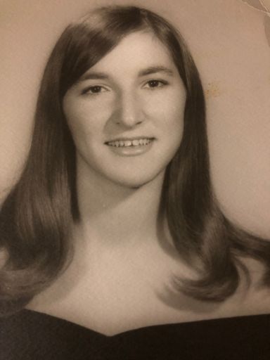 Melanie (Hunsucker)  Malone photo gallery thumbnail 13 of 49