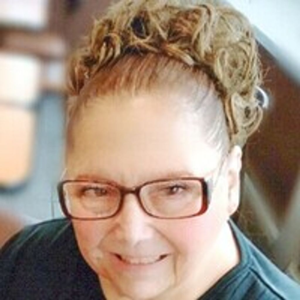 Gail D Astrella