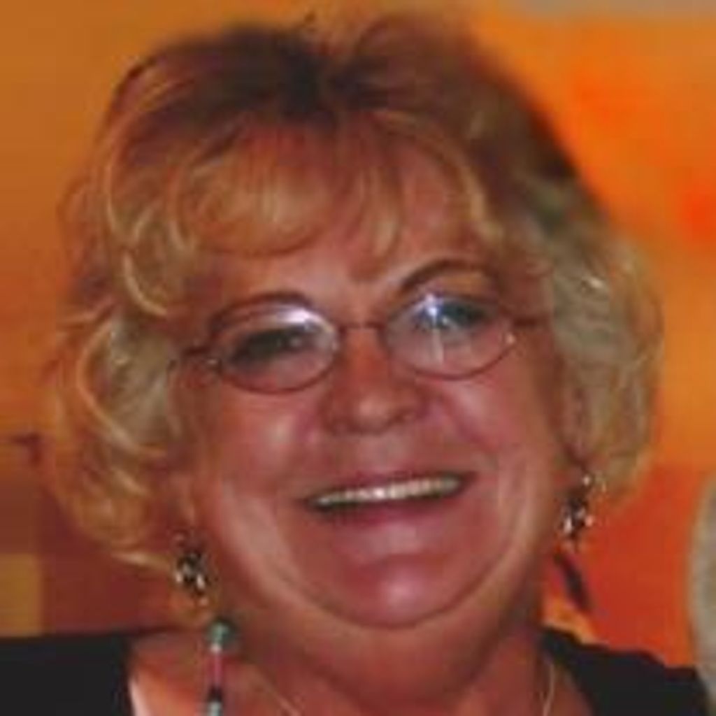 Linda Lee Cue