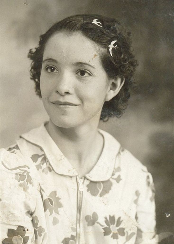 Flora Rael