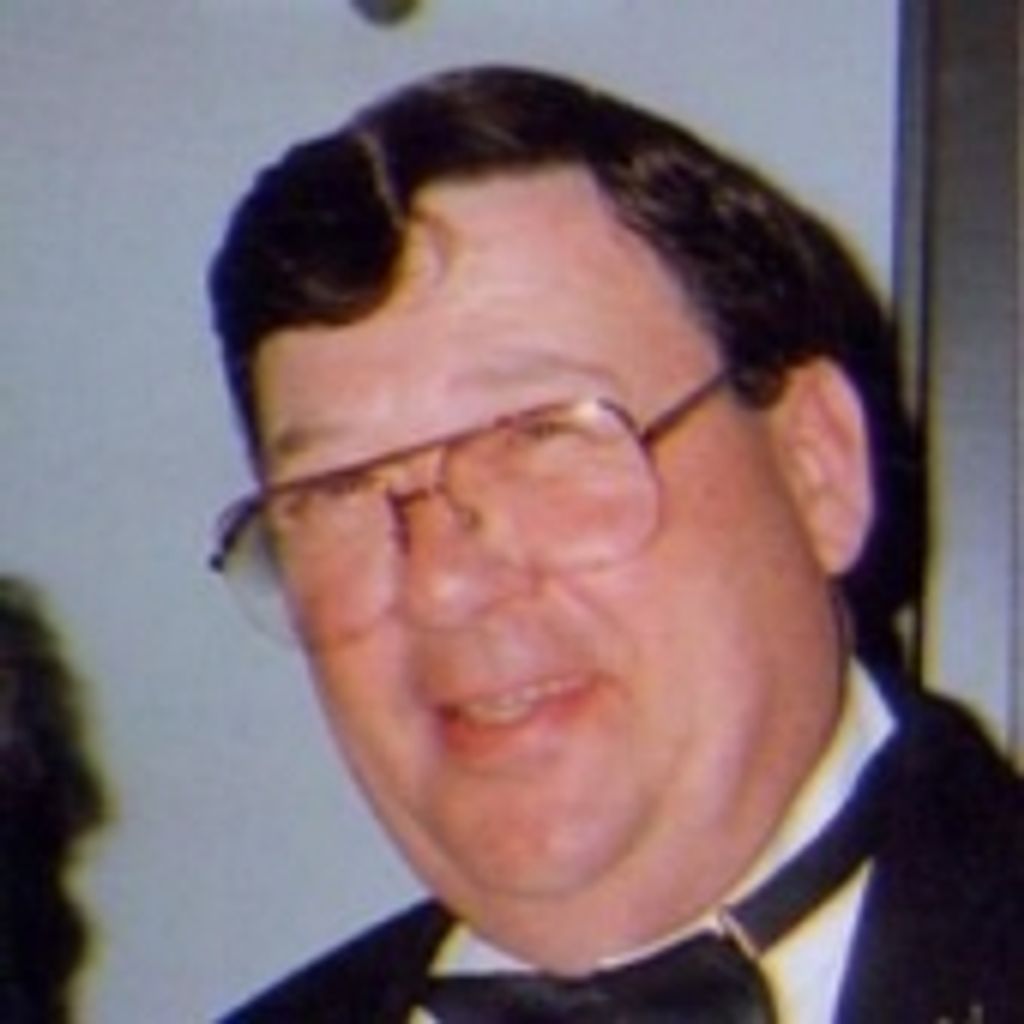 Michael E. Tomshack