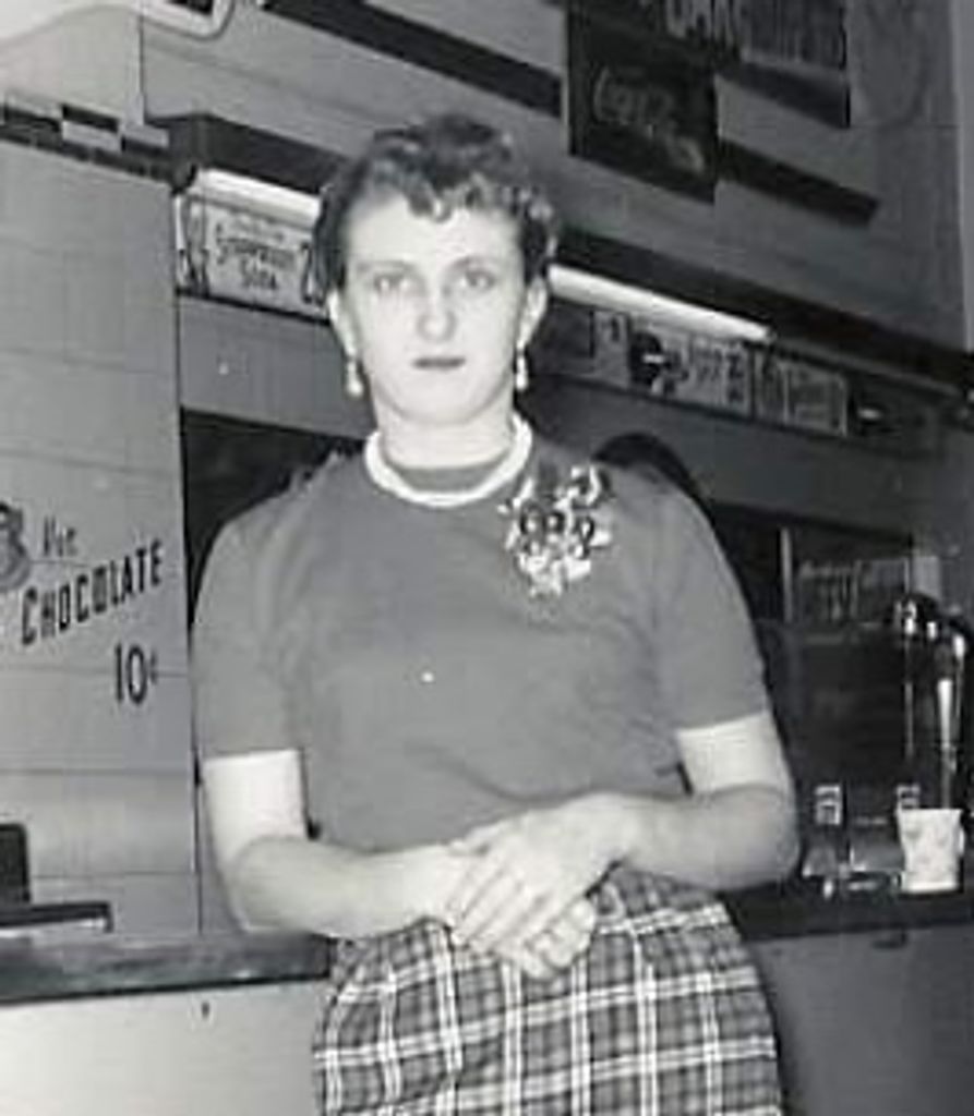 Sharon  Pearl (Trolley)  Giuliani Profile Photo