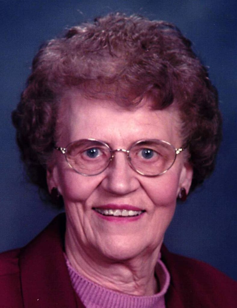 Evelyn R. (Young) Pavelka Profile Photo