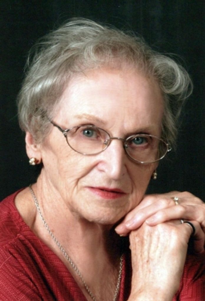 Beatrice Larraine Naughton Profile Photo