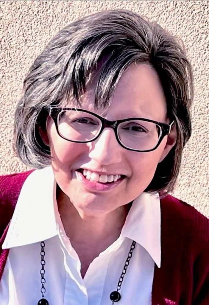 Tina Lee Profile Photo