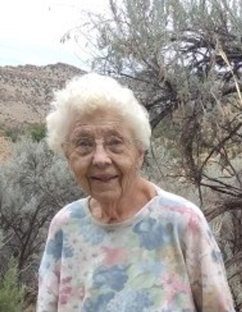 Arleta Carr