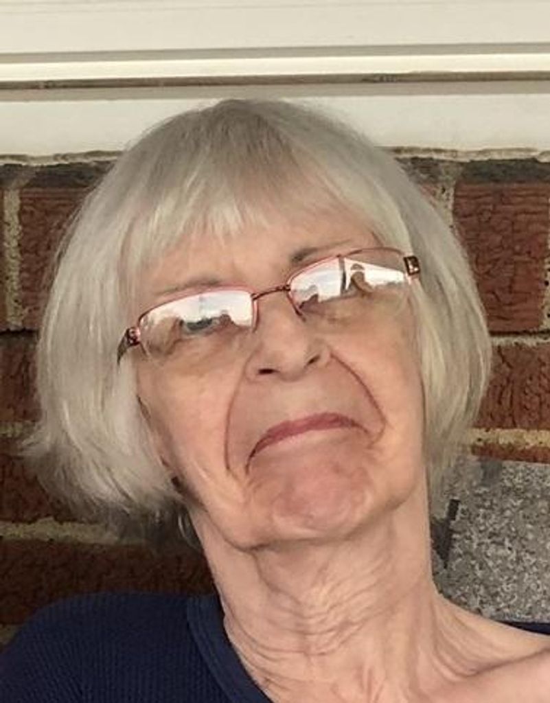 Lois J (Self) Castillo Profile Photo