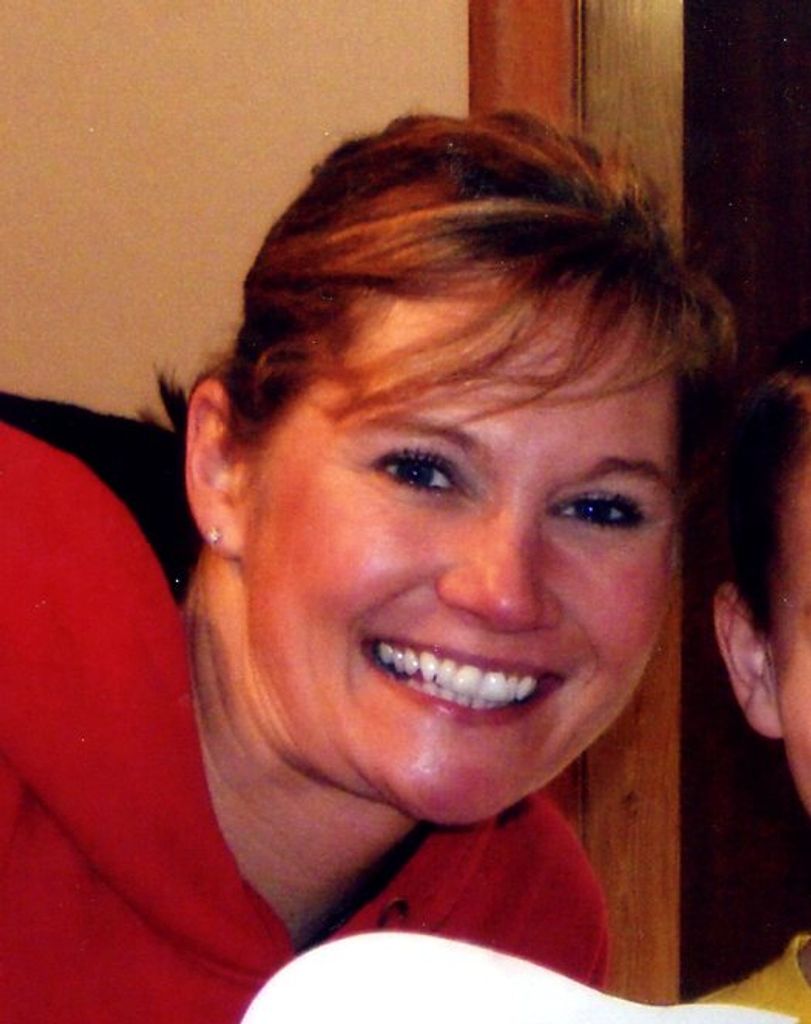 Lora (Stefferud)  Vanmeekeren Profile Photo