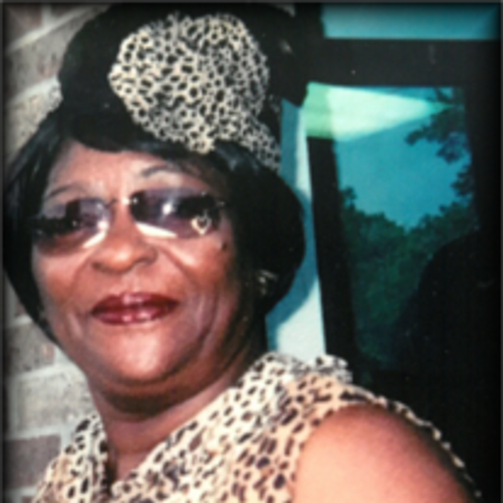 Joyce Evelyn Knight