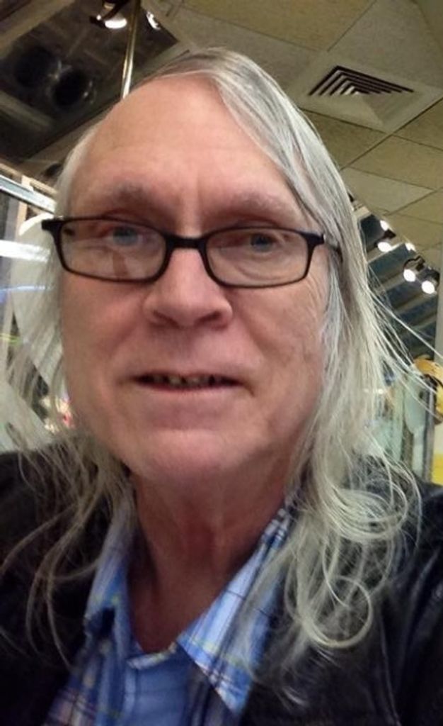 Charles "Charlie" Reifsnider