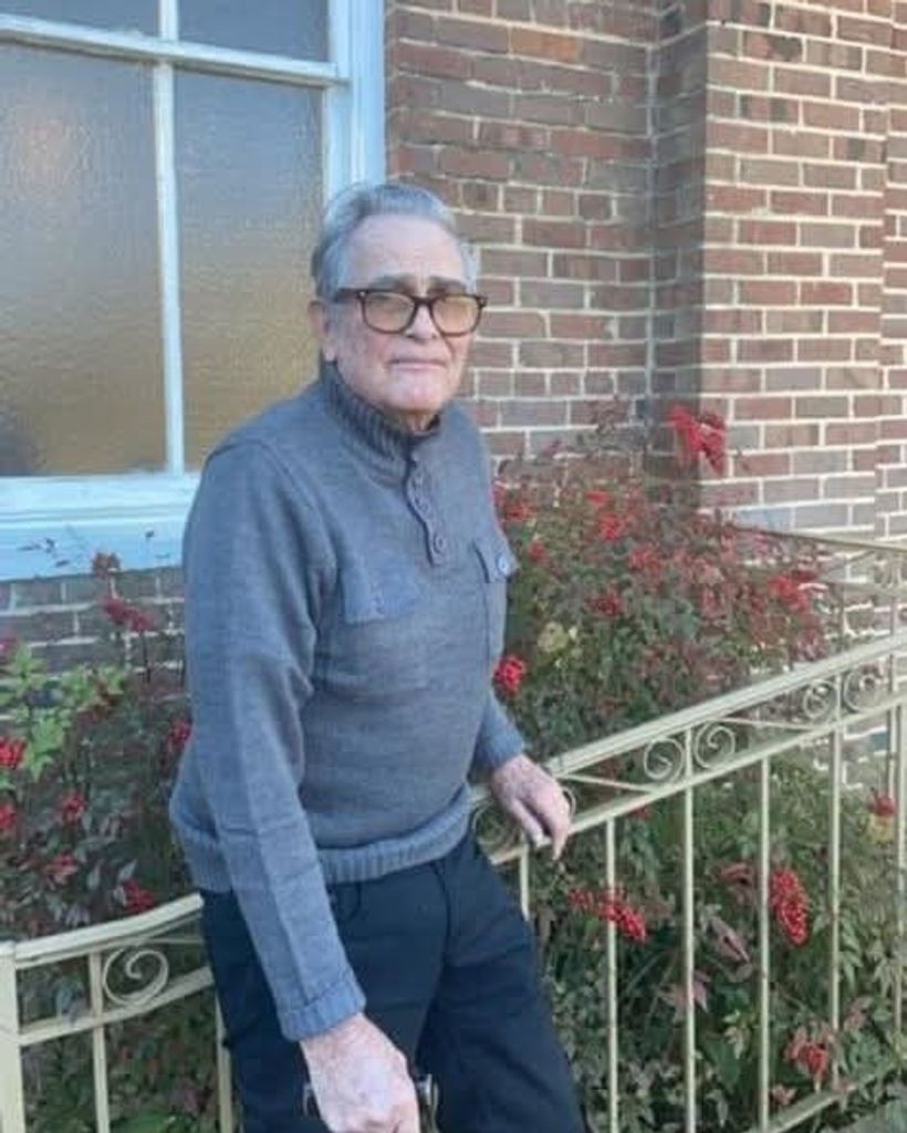 Leo Vester Hamill Profile Photo