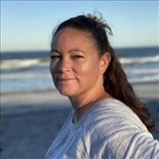 Michelle Vinal Profile Photo