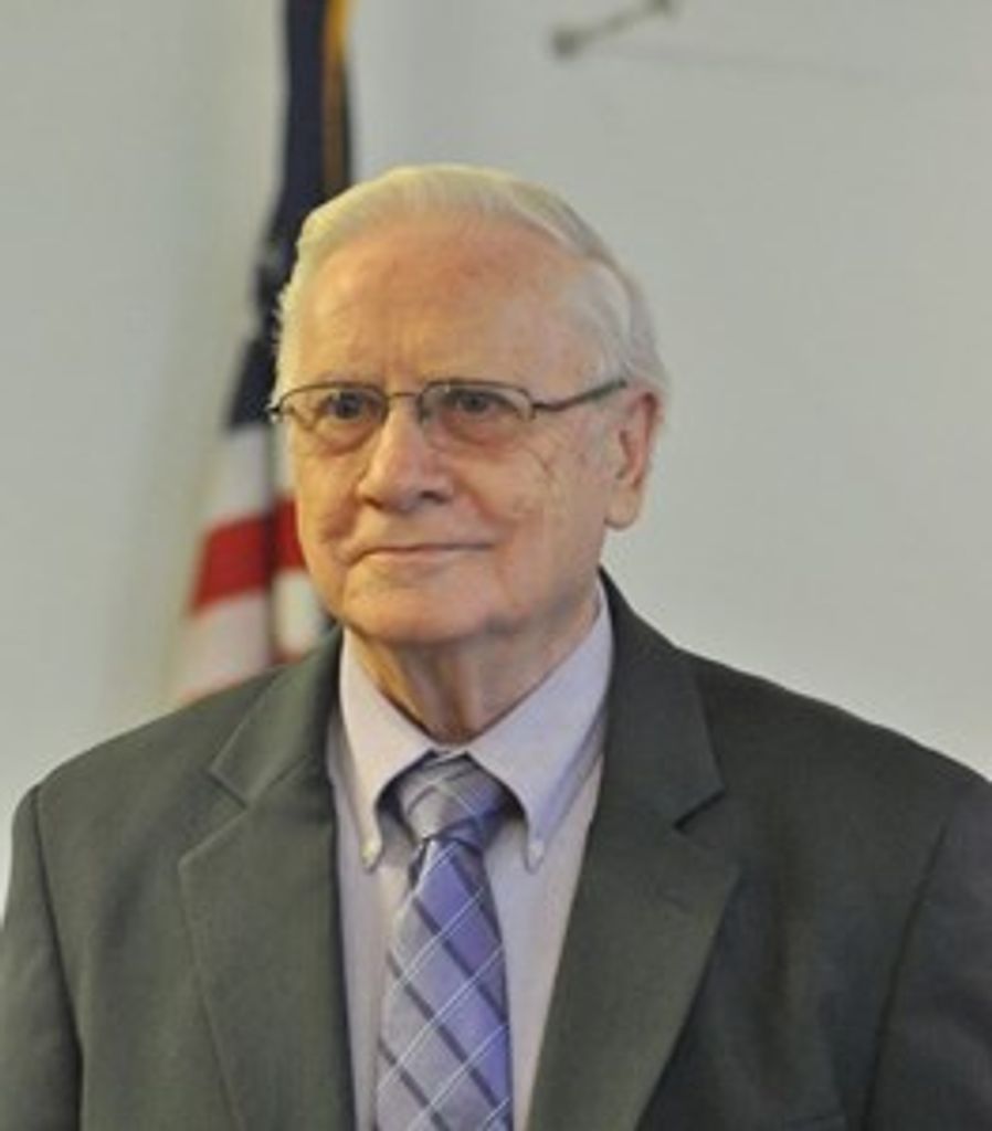 Dale R. Mccabe