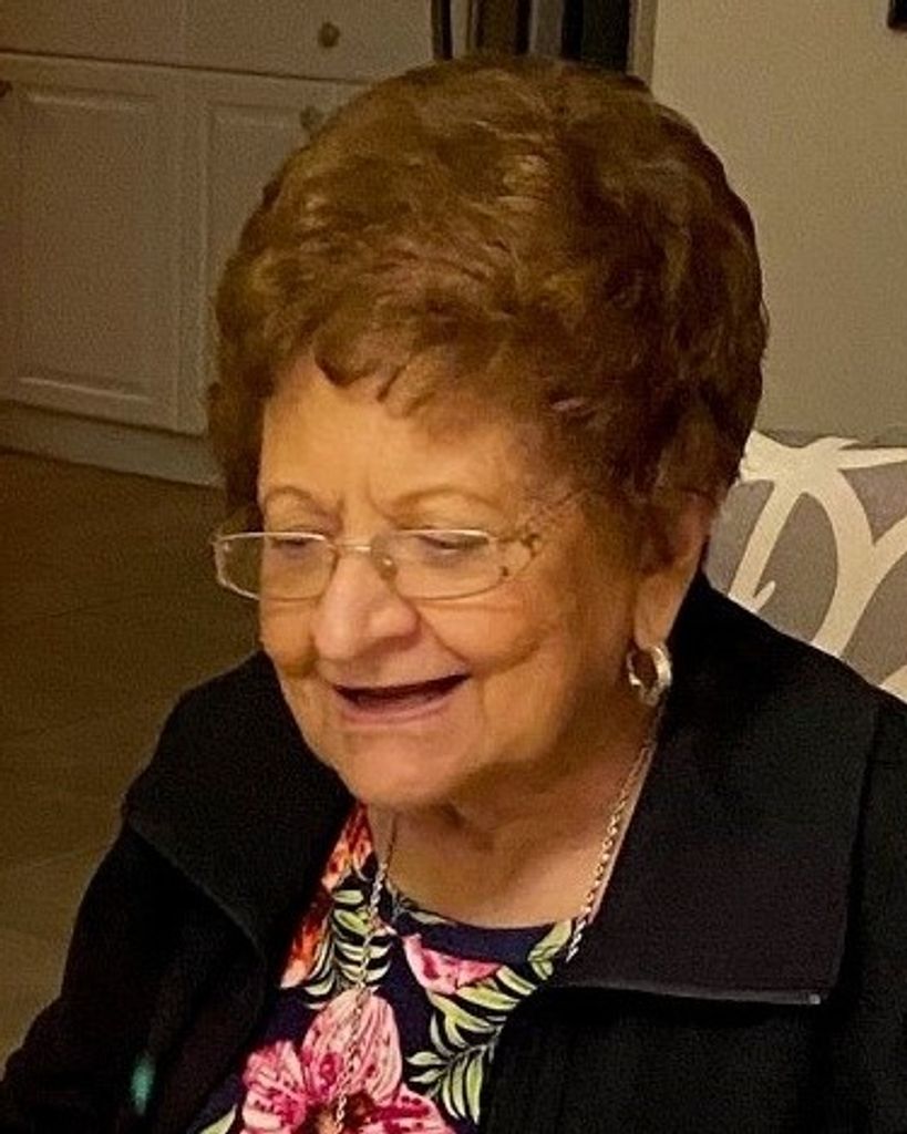 Elena Finer