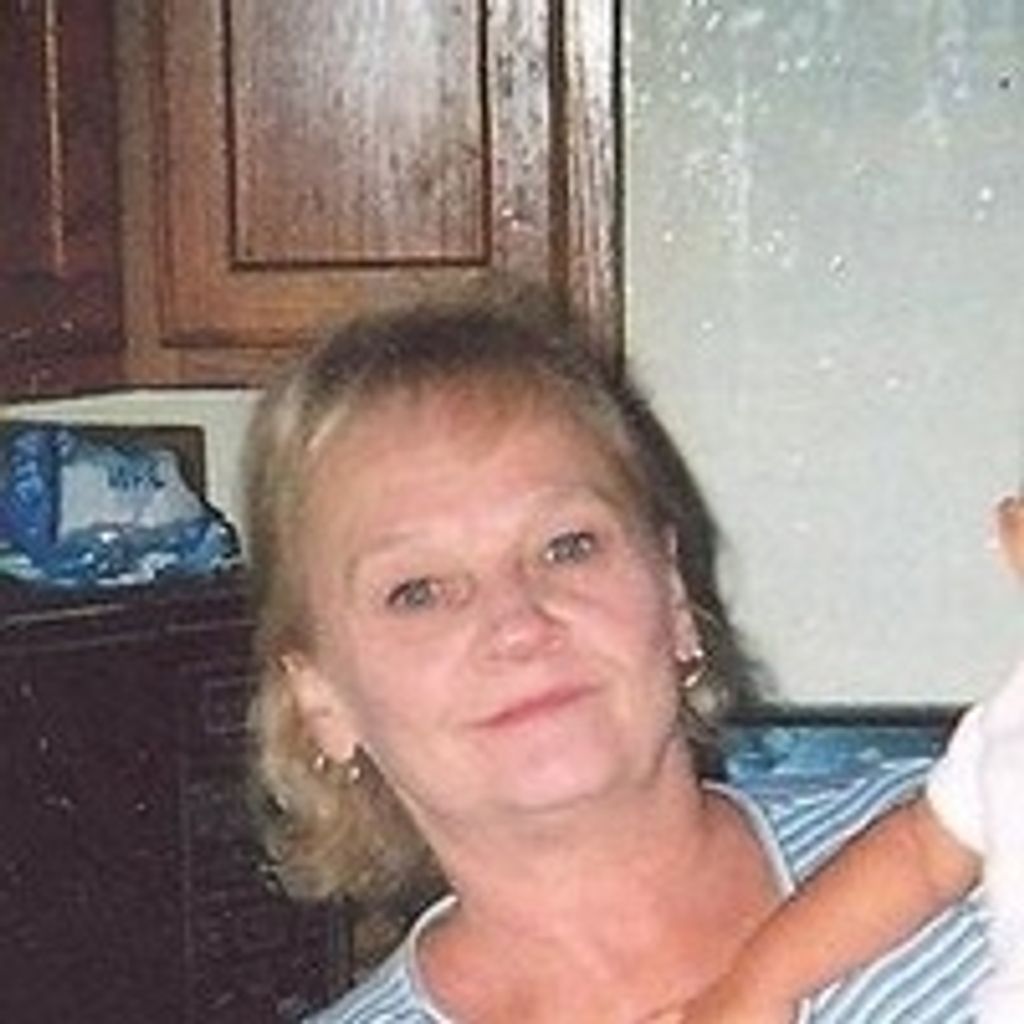 Linda  Sue Linn