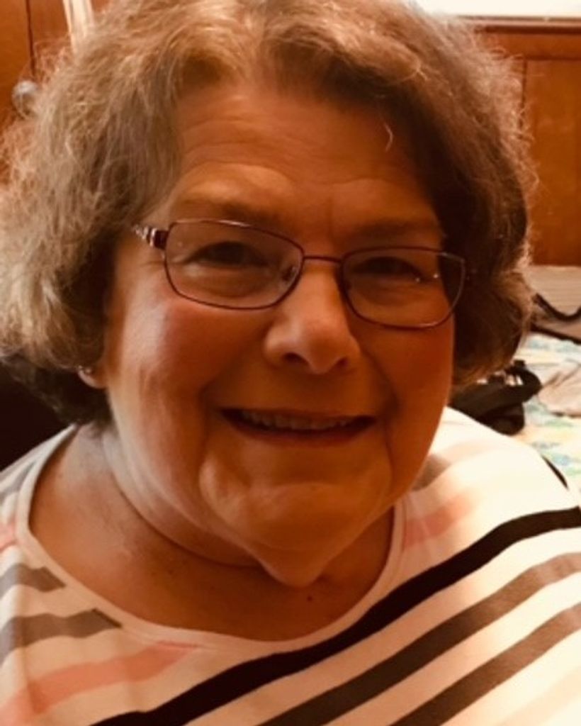 Julia Diane Lowman Profile Photo