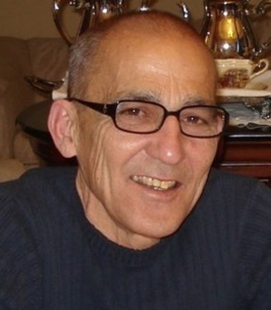 Mark Andrew  Willison