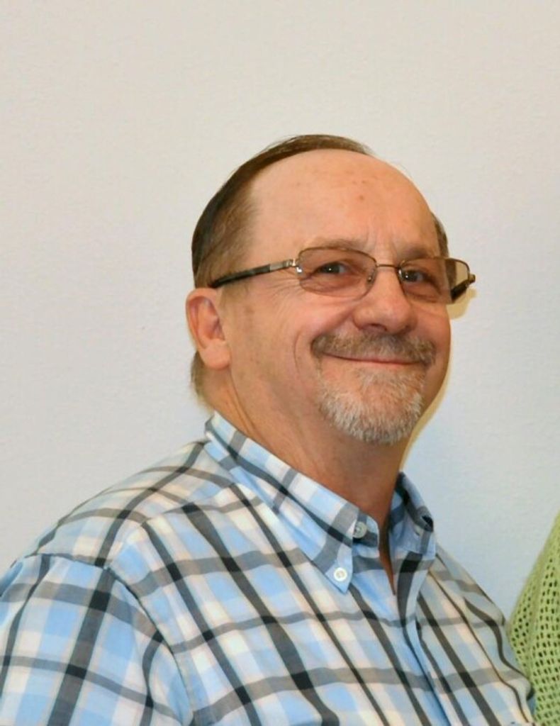 Les "Butch" Ouderkirk Profile Photo