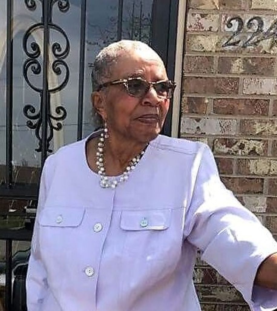 Mary  "Tom" Kenner